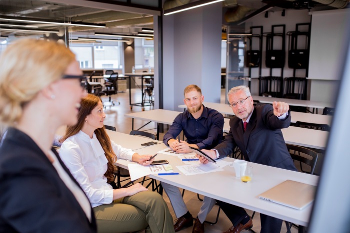 Leadership et performance des COMEX/CODIR : techniques et bonnes pratiques